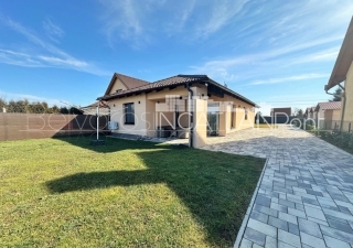 Nárai